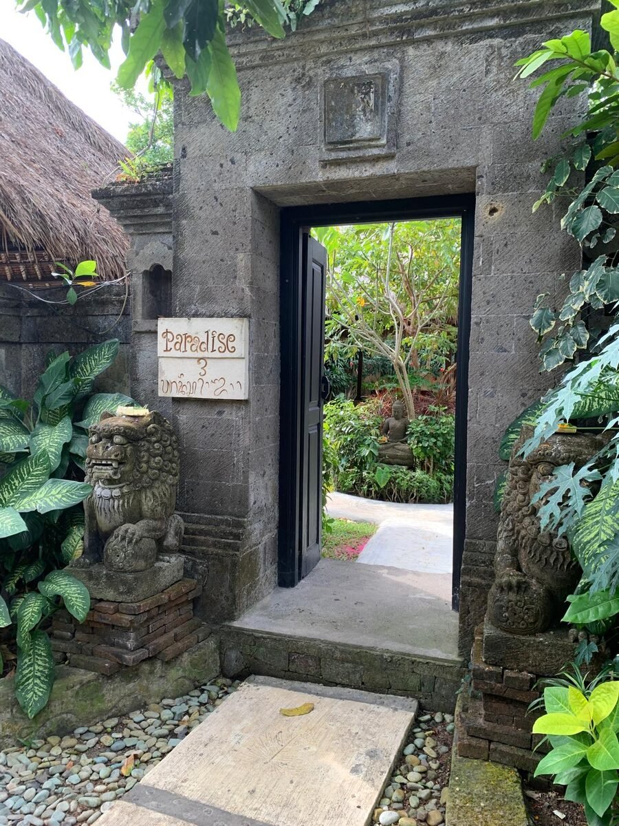 The entrance to Villa Paradise